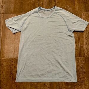 lululemon metal vent tech short sleeve 2.0 L light blue